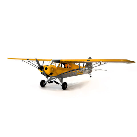HAN5065 Hangar 9 Carbon Cub 15cc ARF, 90"